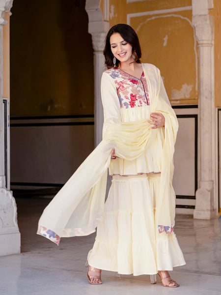 Women Floral Print Flared Kurta Set