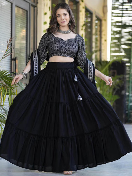 Women Flared Lehenga & Choli with Dupatta