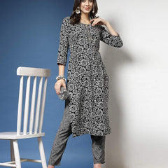 Women Floral Print Straight Kurta & Pants Set