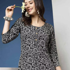 Women Floral Print Straight Kurta & Pants Set
