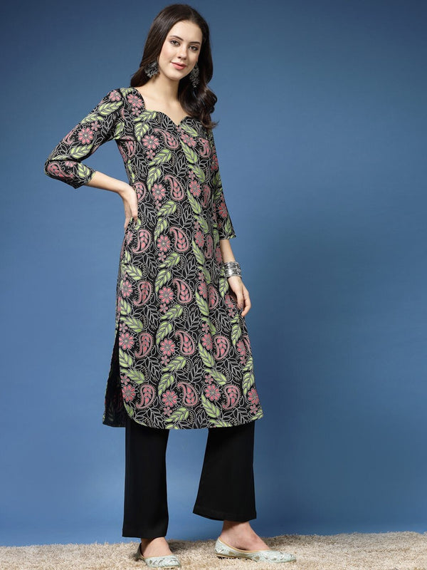Women Paisley Print Straight Kurta Set