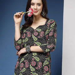 Women Paisley Print Straight Kurta Set