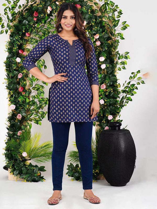 Women Floral Print Straight Kurta