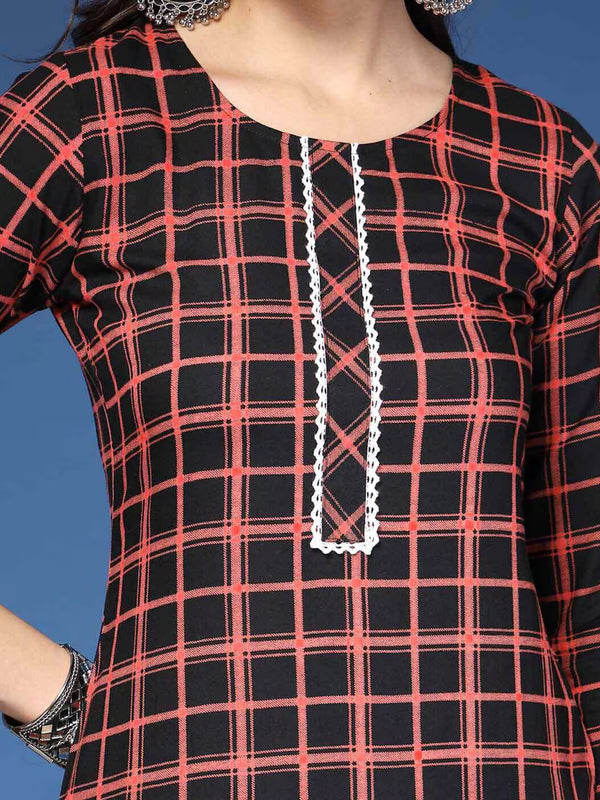 Women Checked Straight Kurta