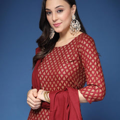Women Printed Straight Kurta Set with Dupatta