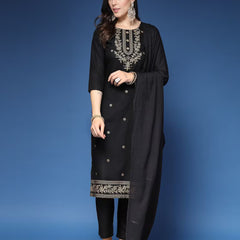 Embroidery Straight Kurta Set