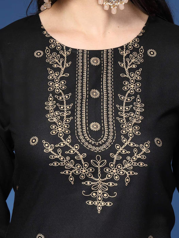Embroidery Straight Kurta Set