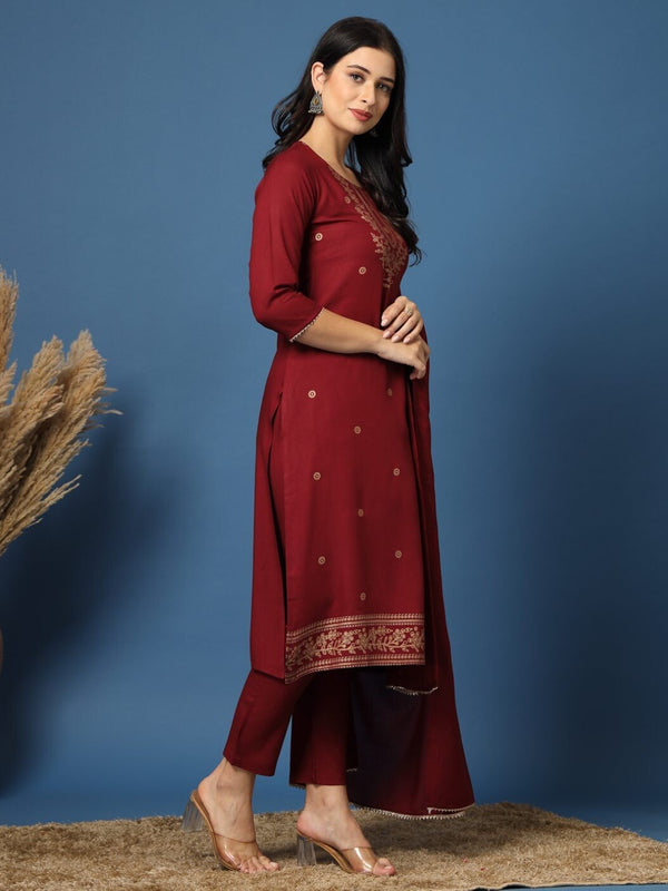 Embroidery Straight Kurta Set