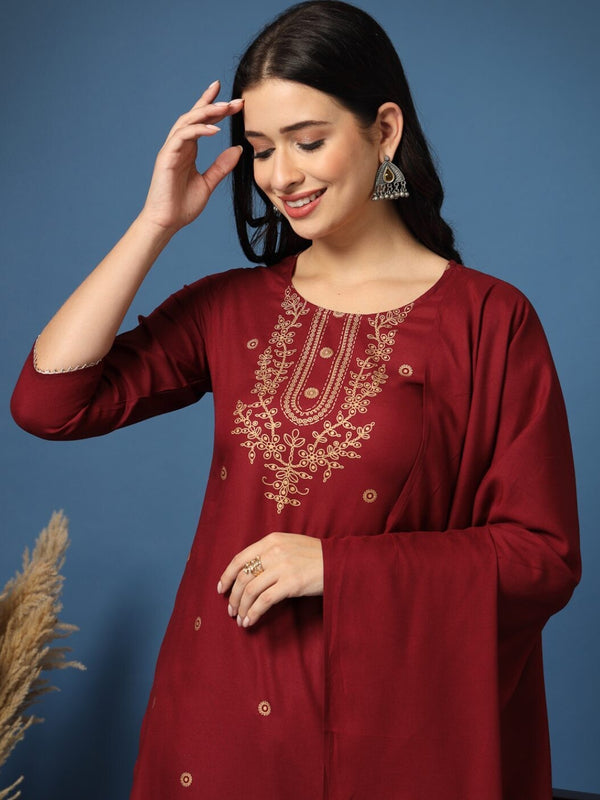 Embroidery Straight Kurta Set