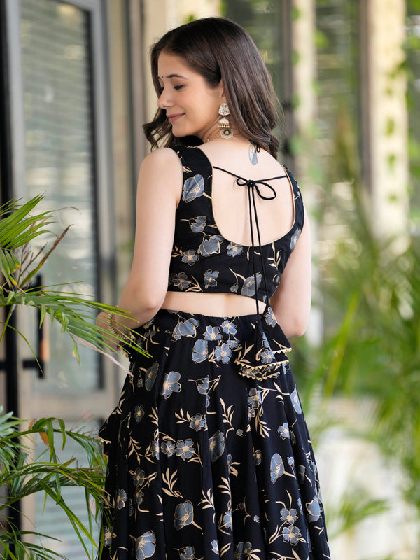 Women Flared Lehenga Choli Set with Dupatta