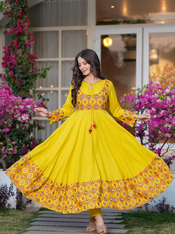 Women's Rayon Anarkali Kurta & Pants with Dupatta Set