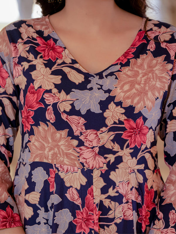Women Floral Flared Kurta Set