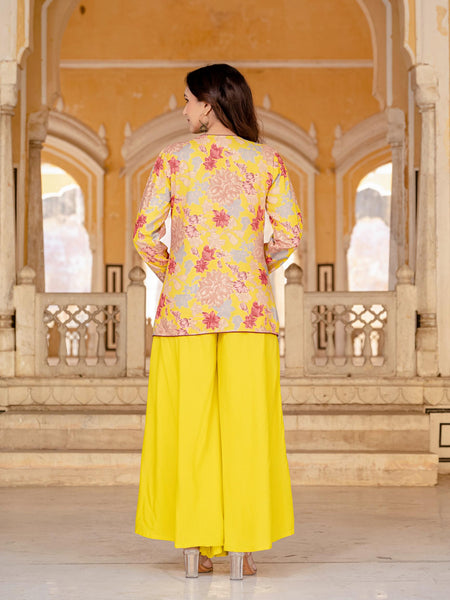 Women Floral Print Straight Kurta Set