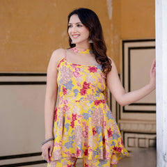 Women Floral Flared Kurta Set