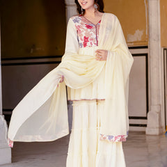 Women Floral Print Flared Kurta Set
