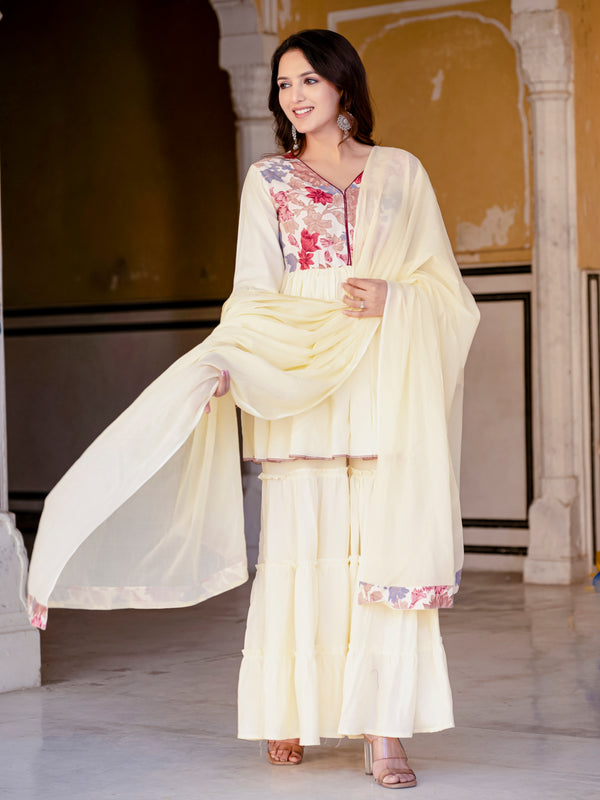 Women Floral Print Flared Kurta Set
