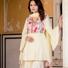 Women Floral Print Flared Kurta Set
